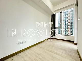 Tai Kok Tsui - L・Living 23 03