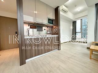 Tai Kok Tsui - L・Living 23 02