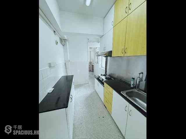 Tai Hang - Kan Oke House 03