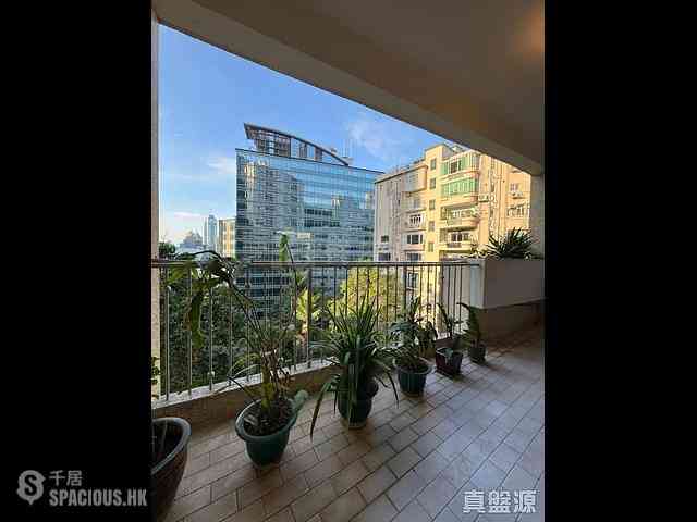 Mid Levels Central - Glory Mansion 02