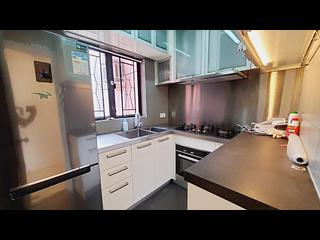 Mid Levels West - Primrose Court 12