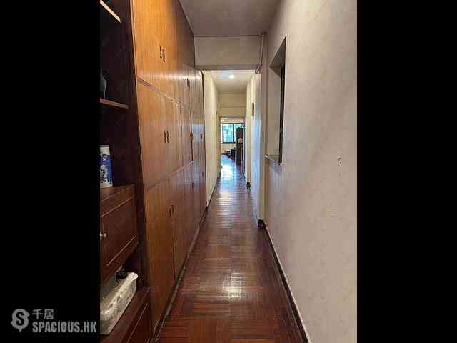 Mid Levels Central - Glory Mansion 06