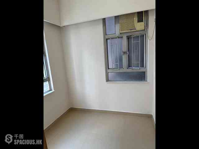 Wan Chai - Sing Kong Building 13