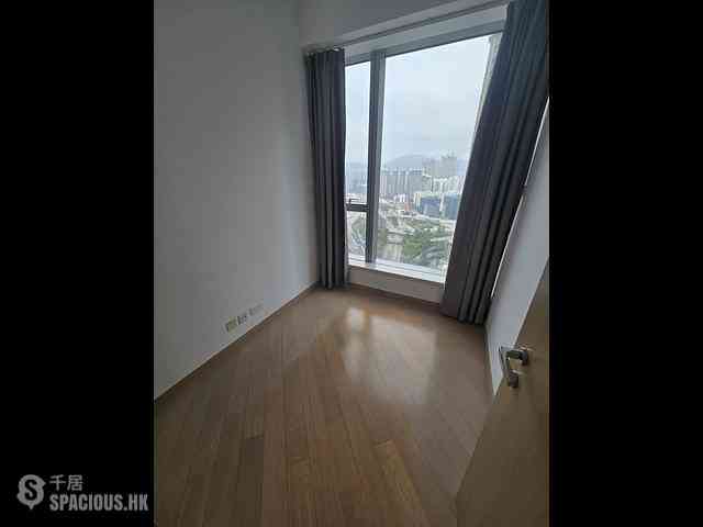 West Kowloon - The Cullinan (Tower 21 Zone 2 Luna Sky) 10