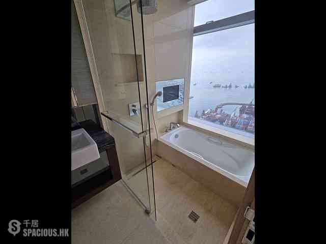 West Kowloon - The Cullinan (Tower 21 Zone 2 Luna Sky) 12
