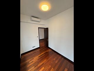 Wan Chai - J Residence 08