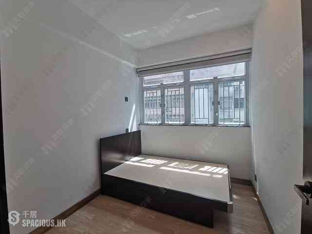 Wan Chai - Ko Wah Building(Go Wah Mansion) 05