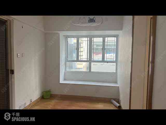 Wan Chai - Silvervale Mansion 05