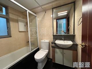 Kennedy Town - The Merton Tower 3 06