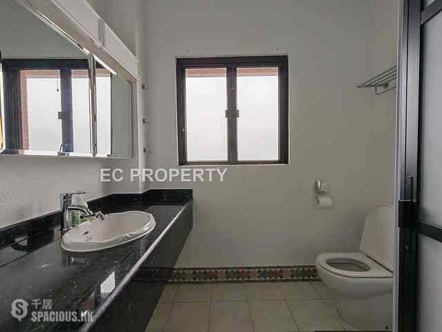 Chung Hom Kok - 19-25, Horizon Drive 13