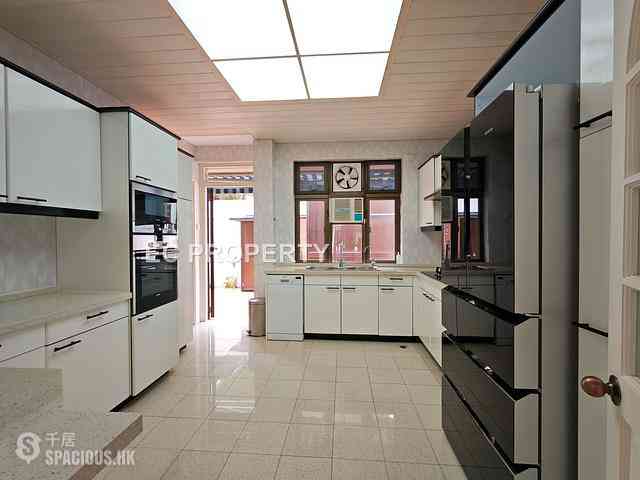 Chung Hom Kok - 19-25, Horizon Drive 07