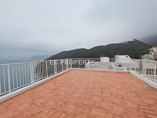 Chung Hom Kok - 19-25, Horizon Drive 03