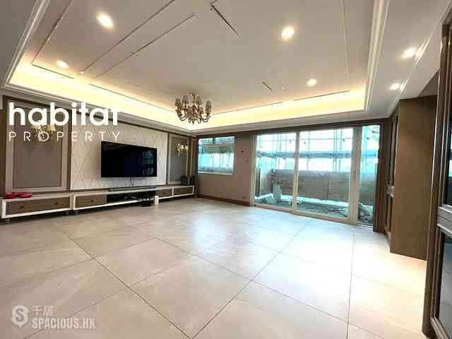 Mid Levels West - Hong Kong Garden 10