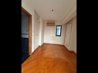Mid Levels West - Wilton Place 12