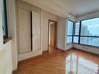 Mid Levels West - Wilton Place 13
