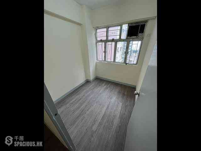 Sai Ying Pun - Samtoh Building 06