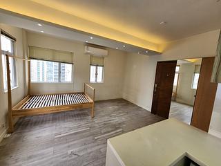 Kennedy Town - Ka Ming Building 06