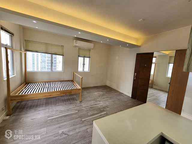 Kennedy Town - Ka Ming Building 06