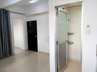 Sai Ying Pun - Good Times Building 03