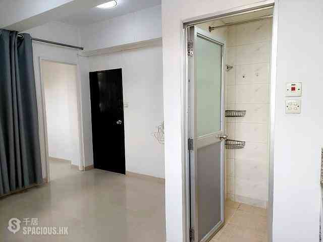 Sai Ying Pun - Good Times Building 03