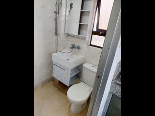 Sai Ying Pun - Good Times Building 09