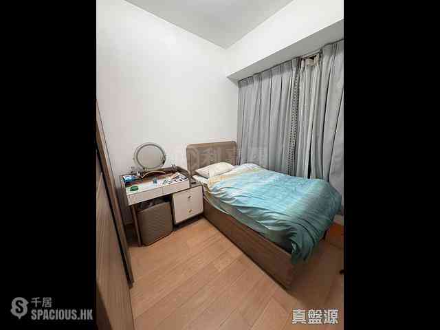 Tseung Kwan O - Savannah Block 3B 02