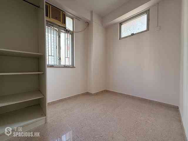 Kowloon Bay - Richland Gardens Block 13 04