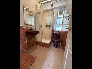 Kowloon Bay - Richland Gardens Block 13 05