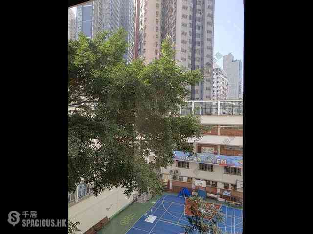 Central - 4, Shin Hing Street 09