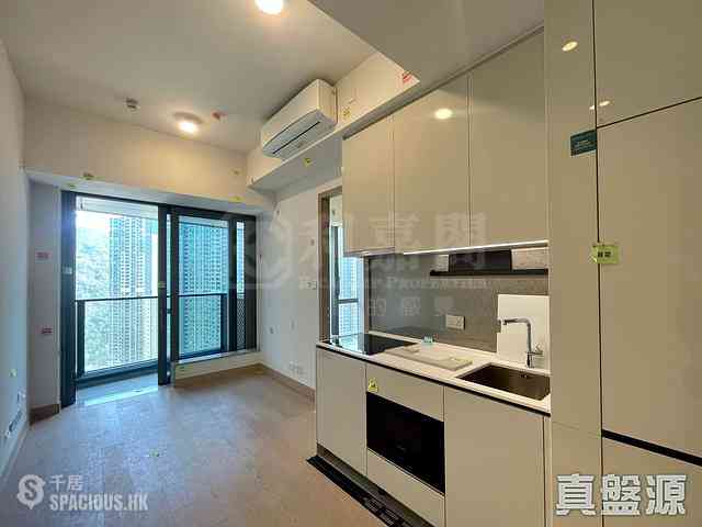 Lohas Park - Lohas Park Phase 12A Seasons Place Tower 3A 06