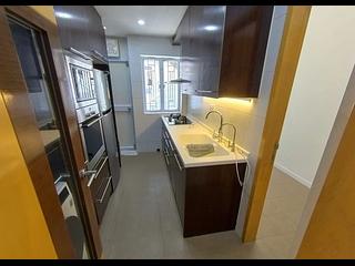 Mid Levels Central - Happy Mansion 05
