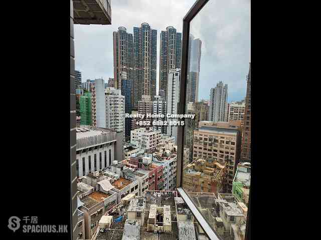 Shek Tong Tsui - Chong Yip Centre 09