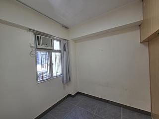 Wan Chai - New Sun House 04