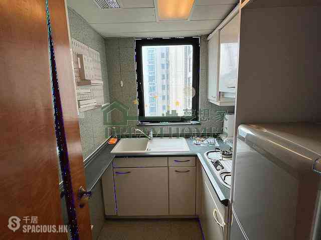 Kennedy Town - University Heights 02