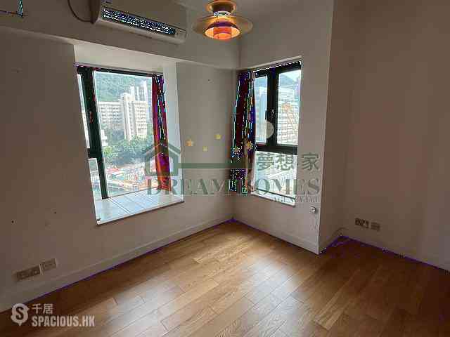 Kennedy Town - University Heights 07