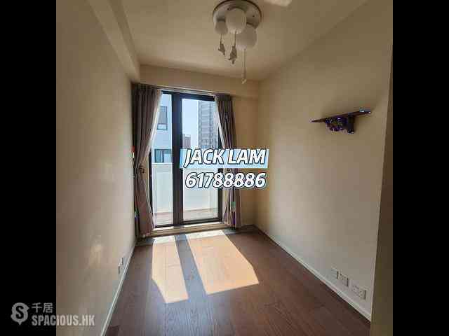 Gold Coast / So Kwun Wat - The Carmel 20