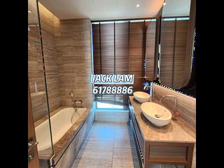 Gold Coast / So Kwun Wat - The Carmel 25