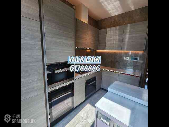 Gold Coast / So Kwun Wat - The Carmel 26
