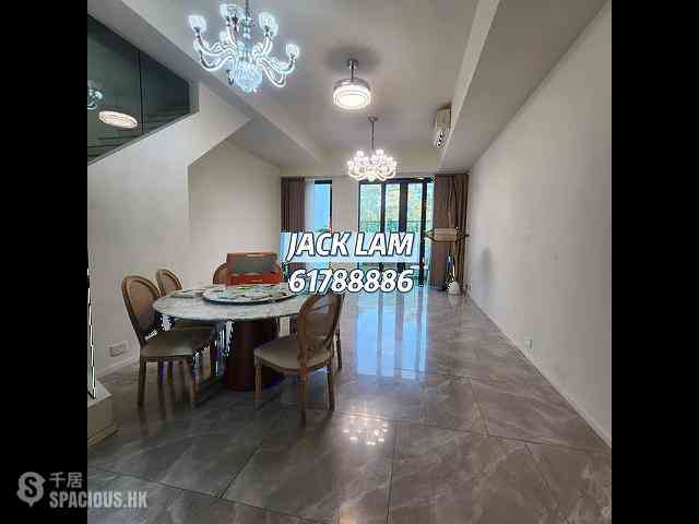 Gold Coast / So Kwun Wat - The Carmel 13