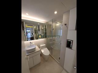 Sai Ying Pun - Fook Moon Building 05