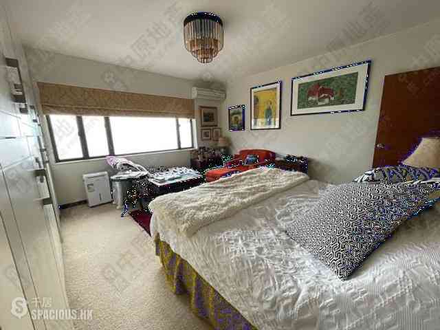 Pok Fu Lam - Baguio Villa Block 31 08