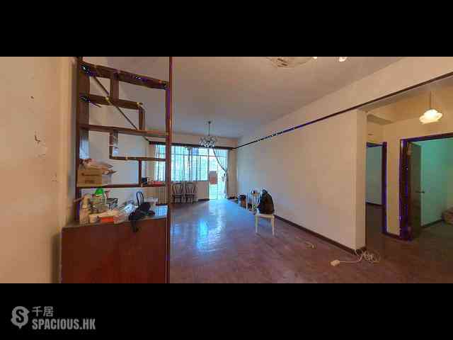 Mid Levels Central - Best View Court Block 66, Macdonnell Road 01