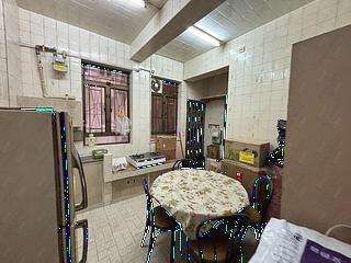 Mid Levels Central - Best View Court Block 66, Macdonnell Road 09