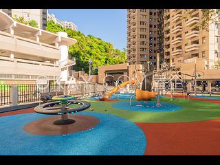 Pok Fu Lam - Baguio Villa 17
