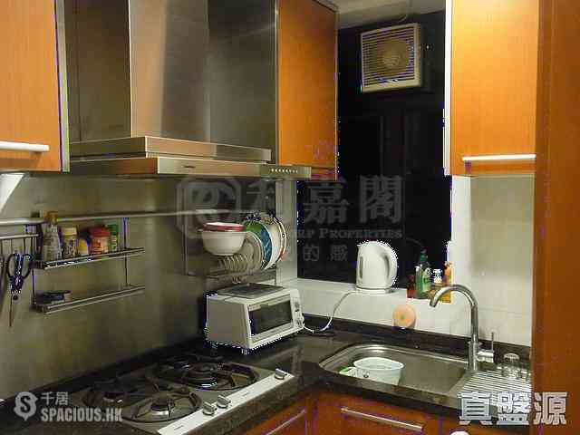 West Kowloon - The Arch Moon Tower (Block 2A) 05