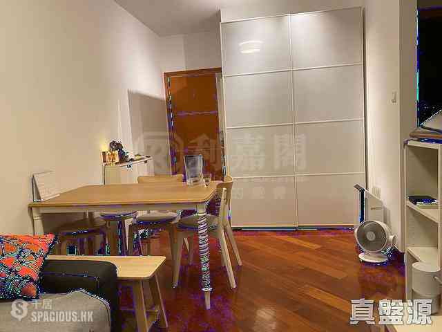 West Kowloon - The Arch Moon Tower (Block 2A) 08
