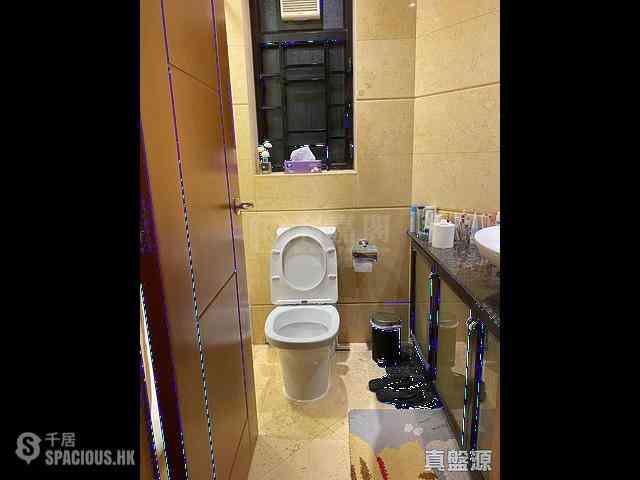 West Kowloon - The Arch Moon Tower (Block 2A) 09