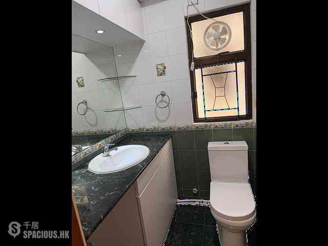 Sai Ying Pun - Kwong Fung Terrace 08