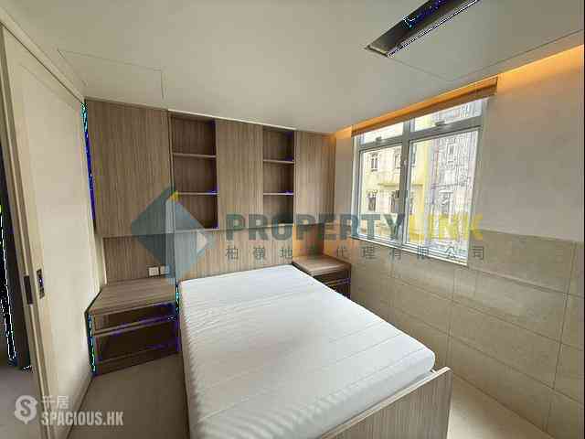 Central - 7-9, Shin Hing Street 04