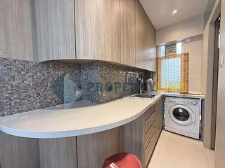 Central - 7-9, Shin Hing Street 05